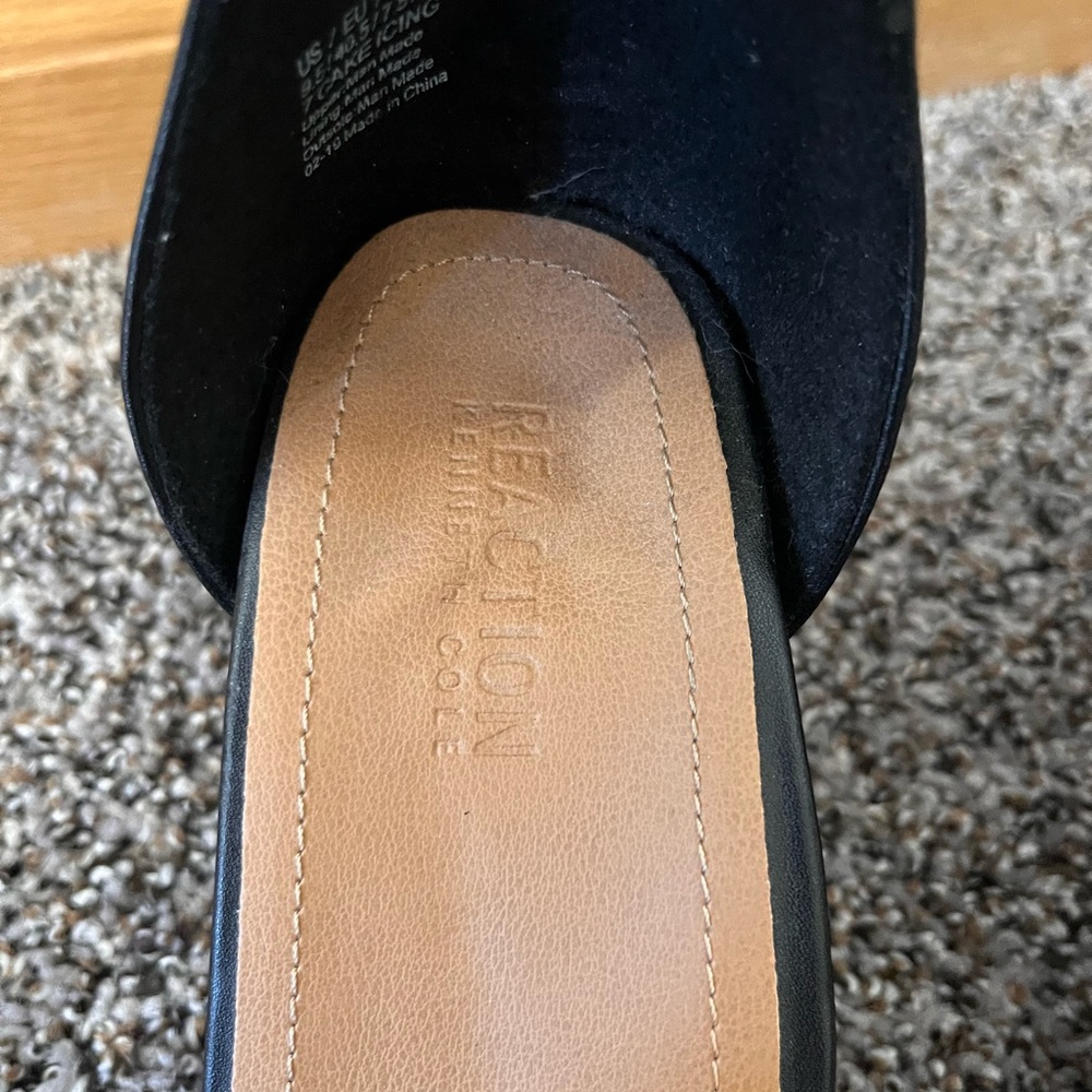 Kenneth Cole Reaction Black Wedge Sandals with Ankle Strap - Picture 5 of 8